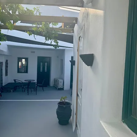 Aparthotel Manias Residences Fira (Santorini)