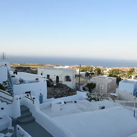 Апарт-отель Manias Residences